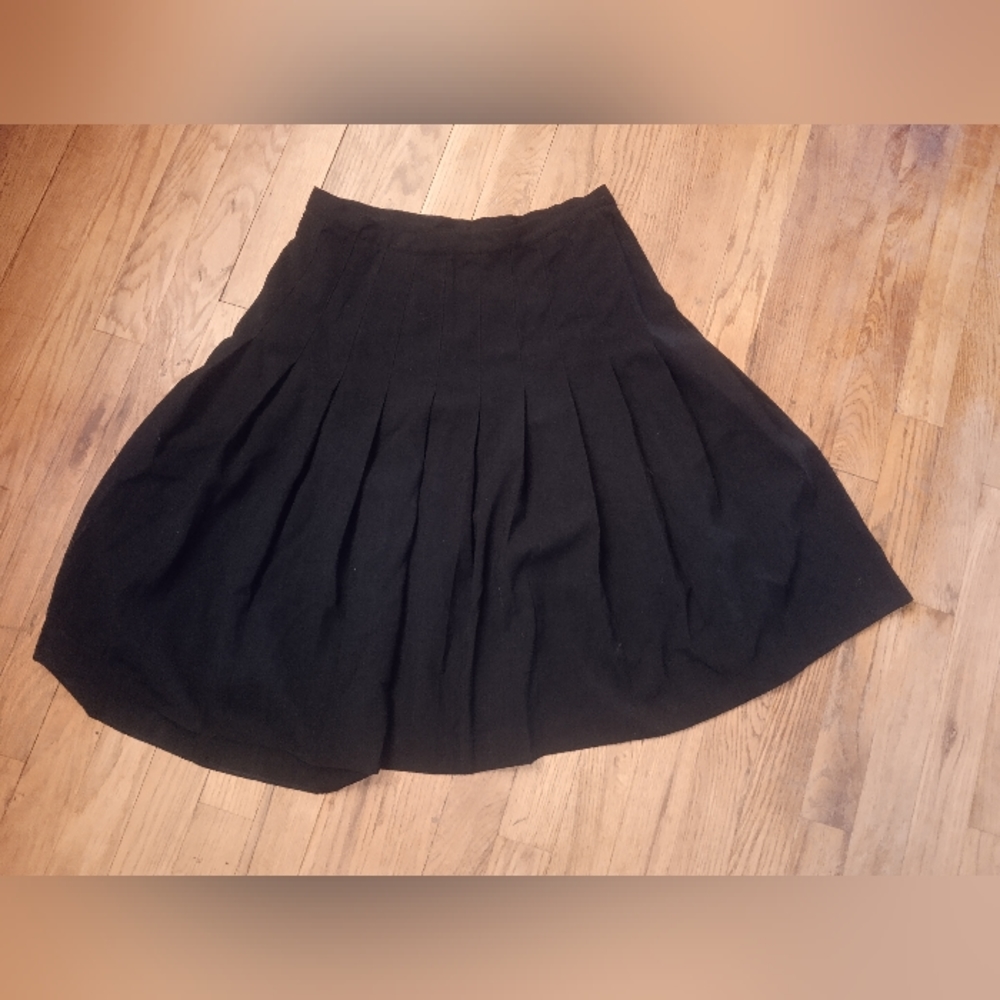 EUC Norton McNaughton Black Circle Skirt 8